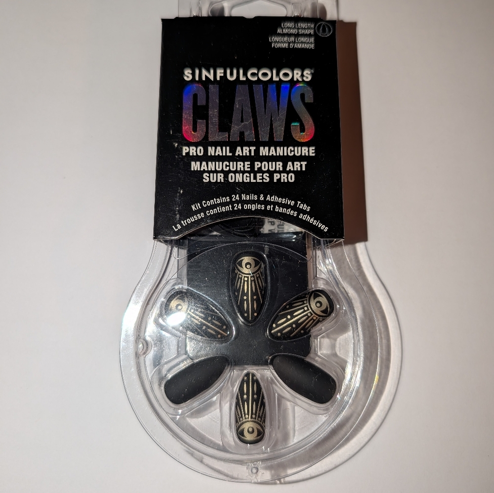 Claws Press-On Nails - Black and Gold
